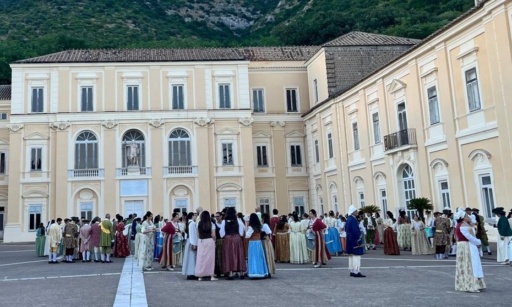‘Origine della popolazione di San Leucio’, la commedia musicale che riscopre l’utopia borbonica